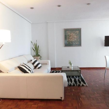 Total Valencia Gran Via Apartment Exterior photo